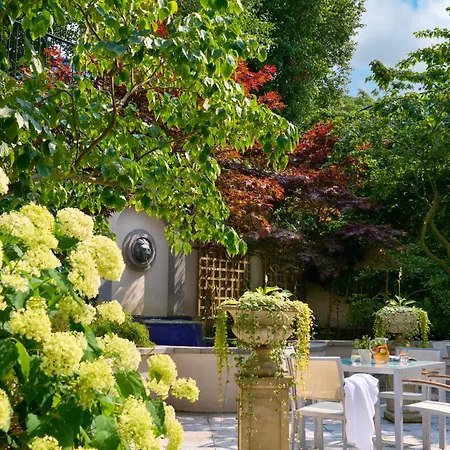 Intercontinental By Ihg Hotel 5*