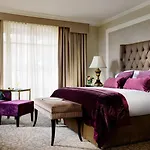 Intercontinental By Ihg Otel