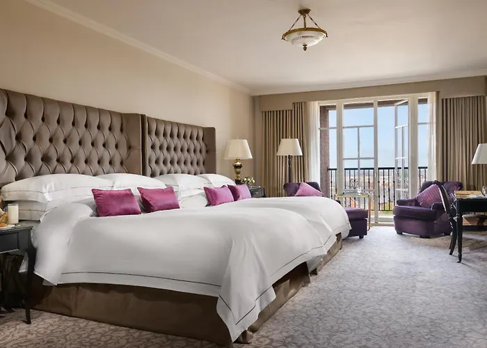 Intercontinental By Ihg Отель 5*