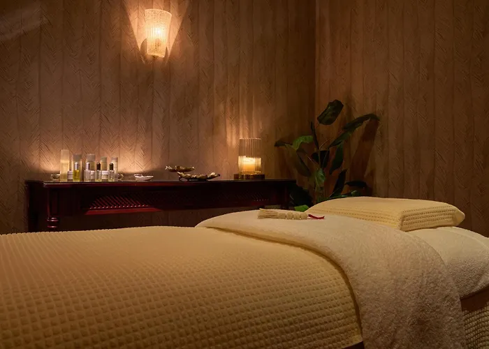 Intercontinental By Ihg Otel