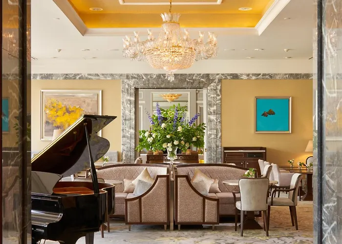 Intercontinental By Ihg